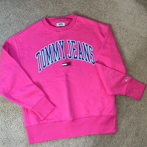 Pink Tommy Jeans Sweatshirt